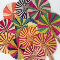 Eventail en feuilles de palmier