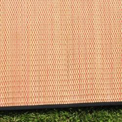 SOMETA : nature mouchetÃ©e rouge